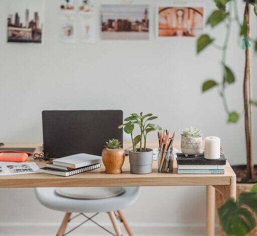 Simple Ways to Personalize Your Workspace for Better Comfort and Focus